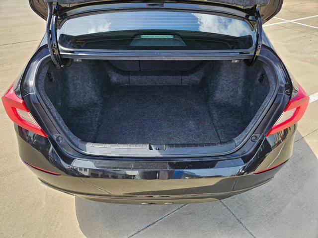 Photo of 2022 Crystal Black Pearl Honda Accord