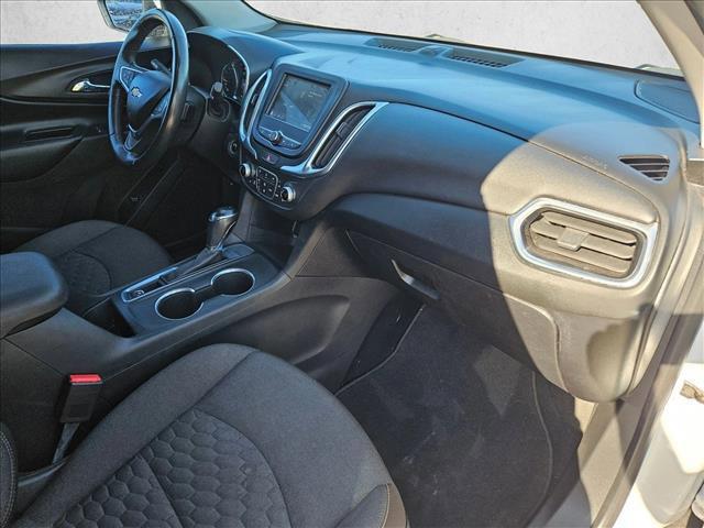 Photo of 2019 Summit White Chevrolet Equinox