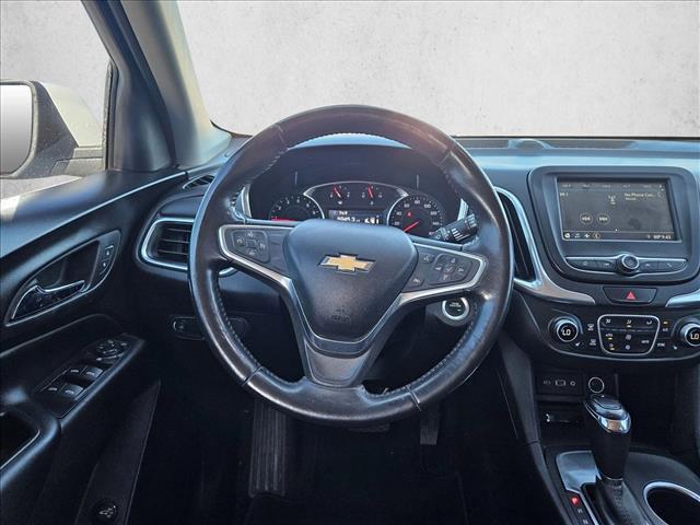 Photo of 2019 Summit White Chevrolet Equinox