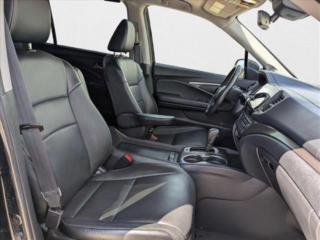 Photo of 2020 Crystal Black Pearl Honda Pilot