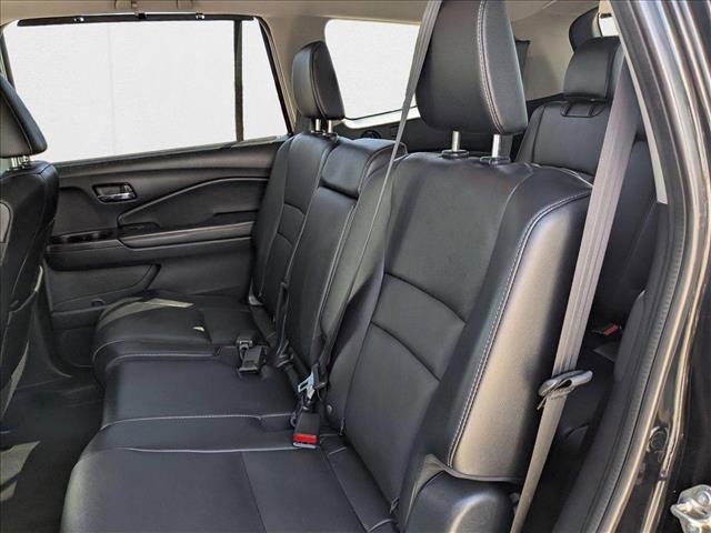 Photo of 2020 Crystal Black Pearl Honda Pilot