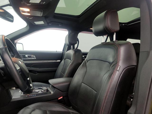 Photo of 2017 Gray Ford Explorer