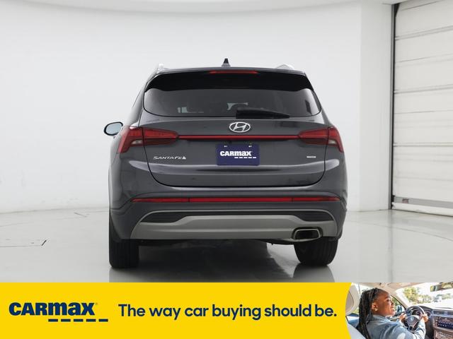 Photo of 2023 Gray Hyundai SANTA FE