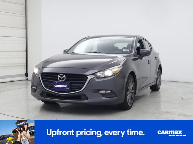 Photo of 2018 Gray Mazda Mazda3