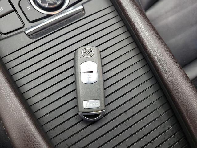 Photo of 2018 Gray Mazda Mazda3