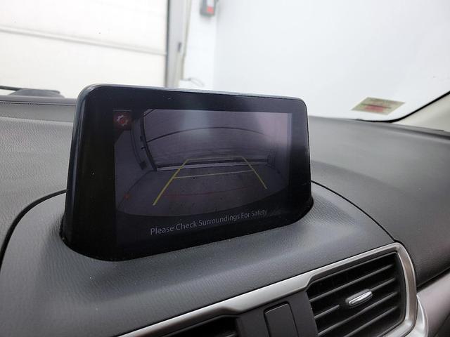 Photo of 2018 Gray Mazda Mazda3