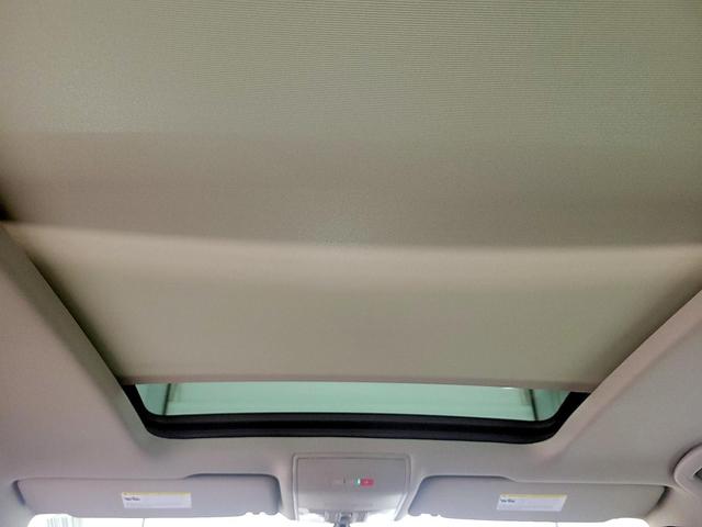Photo of 2022 Silver Volkswagen Atlas