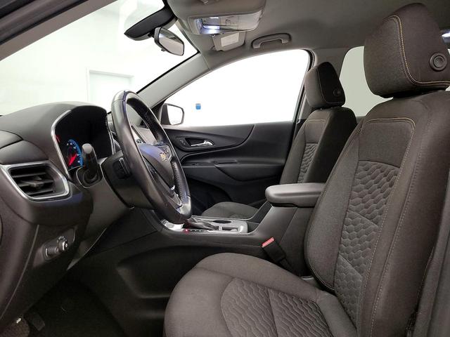 Photo of 2018 Gray Chevrolet Equinox