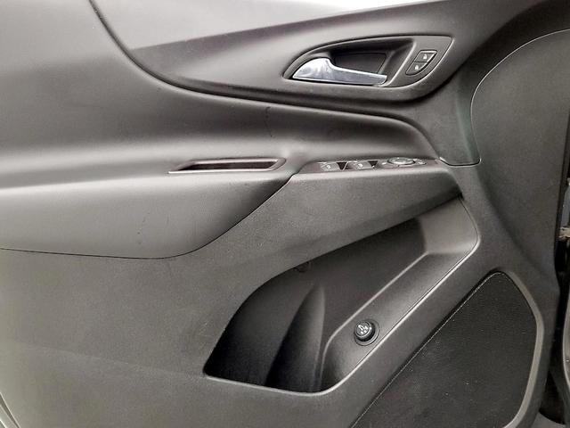 Photo of 2018 Gray Chevrolet Equinox