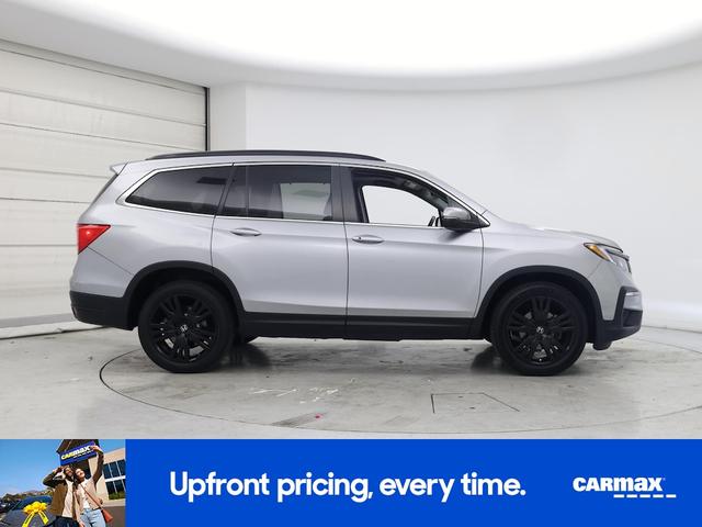 Photo of 2021 Silver Honda Pilot