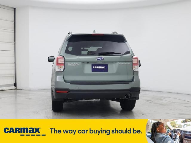 Photo of 2018 Green Subaru Forester