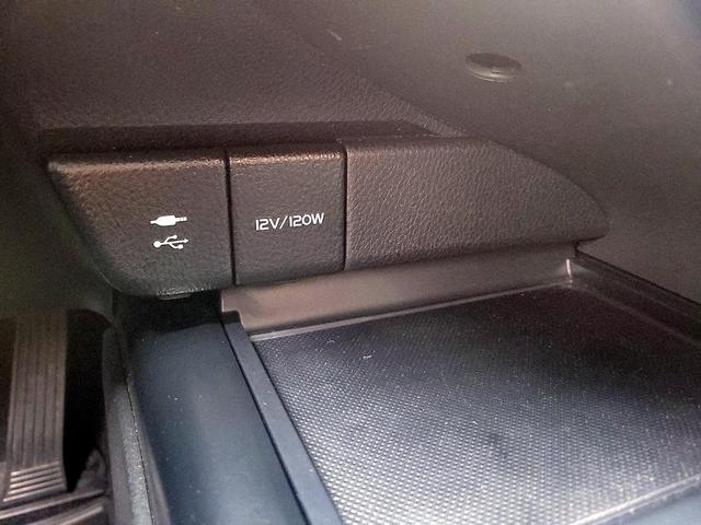 Photo of 2019 Gray Toyota Camry