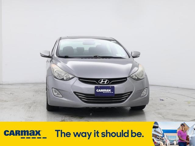 Photo of 2013 Gray Hyundai ELANTRA