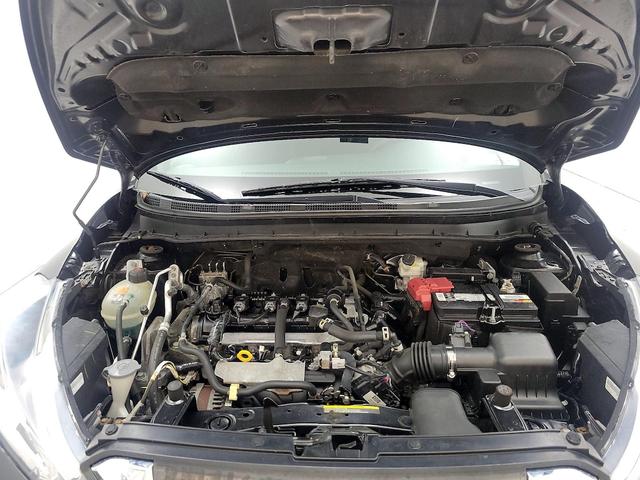 Photo of 2020 Black Nissan Kicks