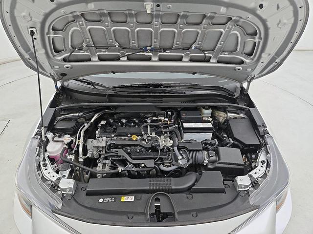 Photo of 2022 Silver Toyota Corolla Hatchback