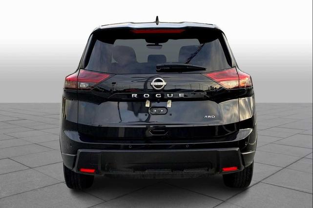 Photo of 2024 Super Black Nissan Rogue