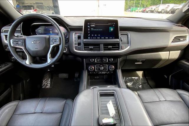 Photo of 2024 Summit White Chevrolet Suburban