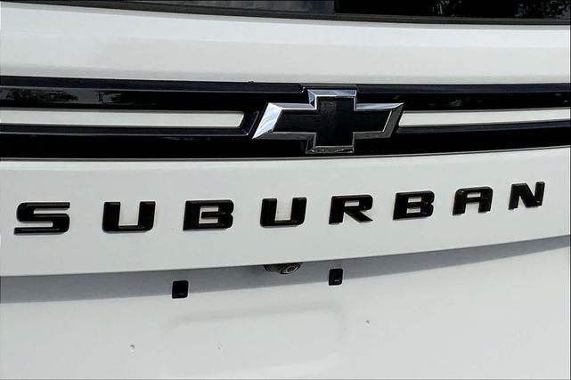 Photo of 2024 Summit White Chevrolet Suburban