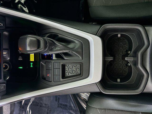 Photo of 2024 Pearl Toyota RAV4