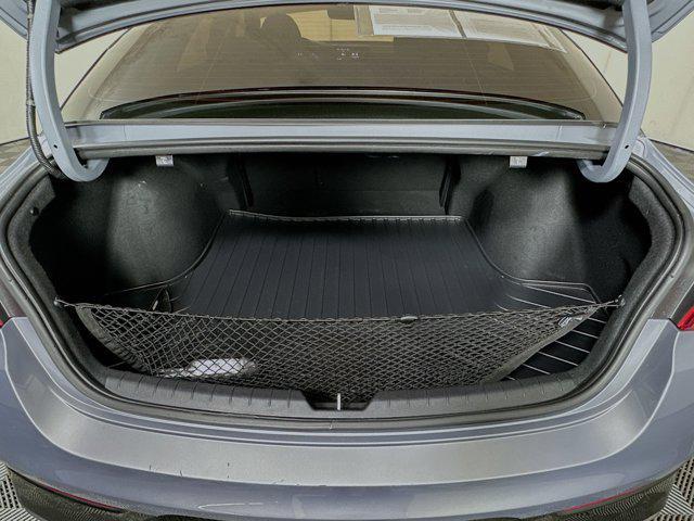 Photo of 2023 Everlasting Silver Kia K5