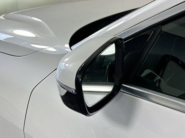 Photo of 2025 Mineral White Metallic BMW 430
