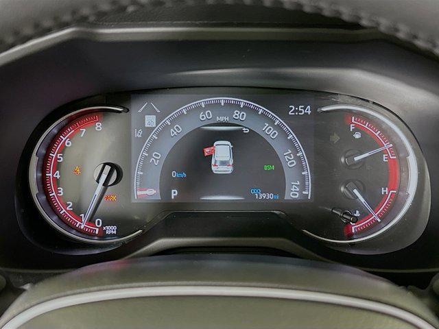 Photo of 2023 White Toyota RAV4
