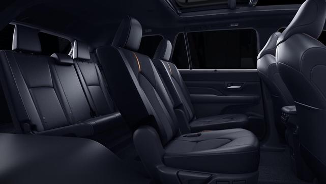 Photo of 2025 Gray Toyota Grand Highlander Hybrid
