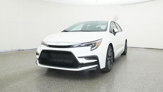 Photo of 2025 White Toyota Corolla