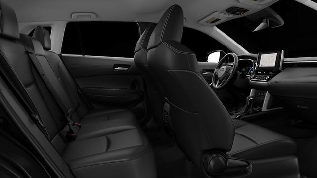 Photo of 2025 White Toyota Corolla Cross
