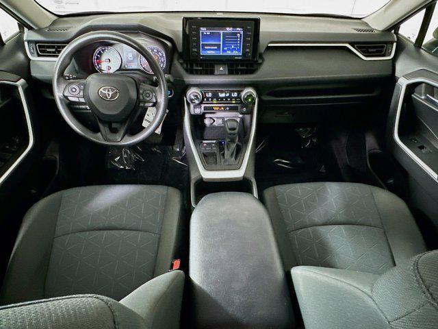 Photo of 2022 Silver Sky Toyota RAV4