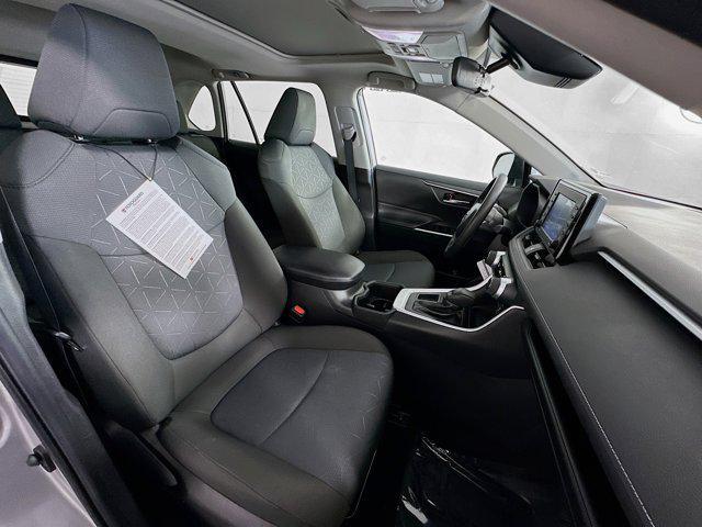 Photo of 2022 Silver Sky Toyota RAV4