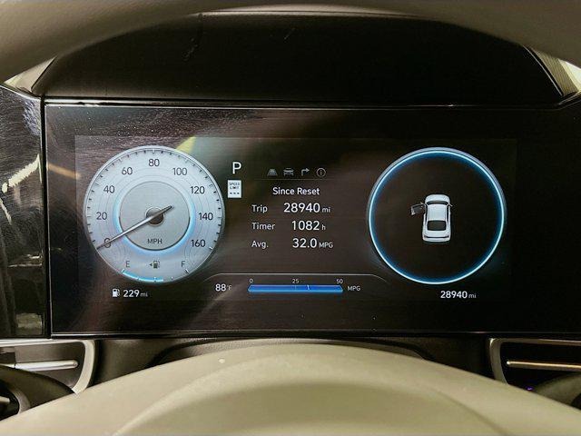 Photo of 2024 Abyss Black Hyundai ELANTRA