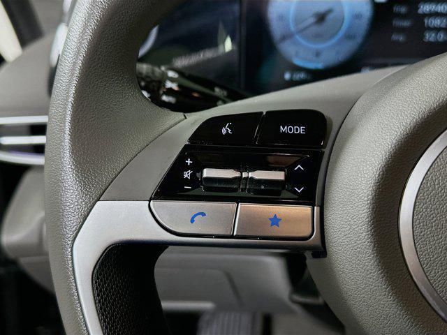 Photo of 2024 Abyss Black Hyundai ELANTRA