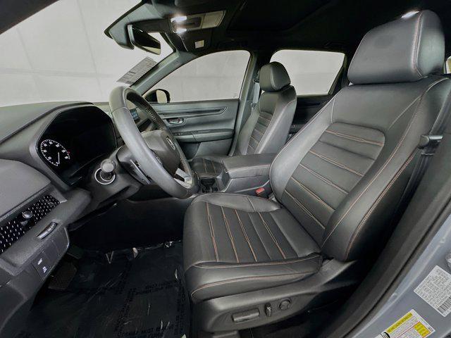 Photo of 2024 Urban Gray Pearl Honda CR-V Hybrid