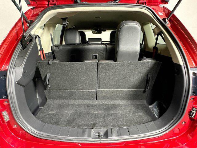 Photo of 2020 Red Mitsubishi Outlander