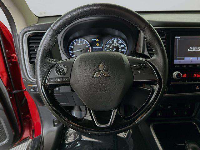 Photo of 2020 Red Mitsubishi Outlander