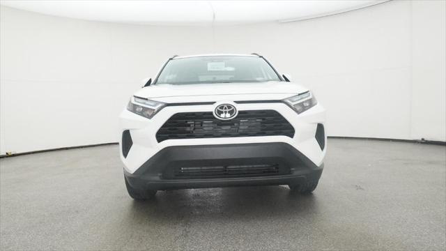 Photo of 2025 Ice Cap Toyota RAV4 Hybrid