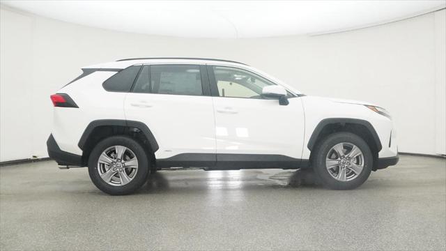 Photo of 2025 Ice Cap Toyota RAV4 Hybrid