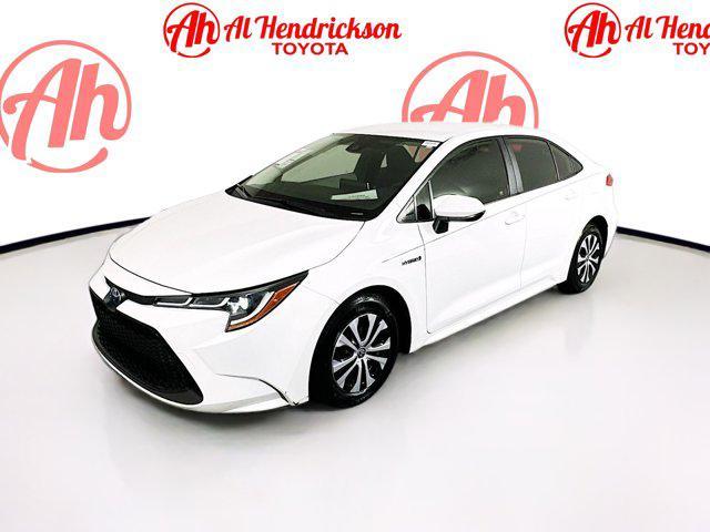 Photo of 2020 Super White Toyota Corolla Hybrid