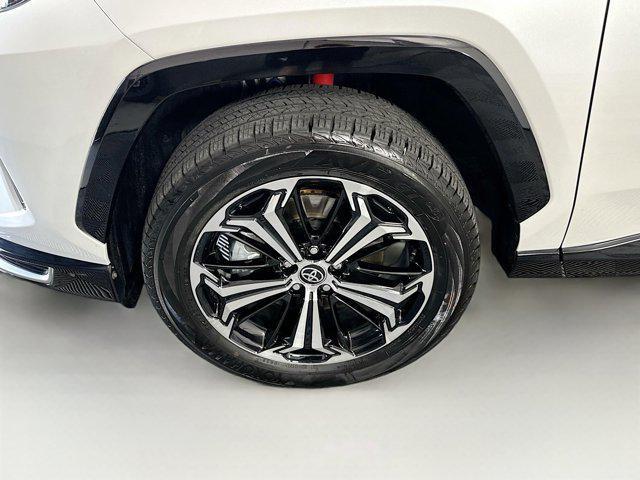 Photo of 2025 Pearl Toyota RAV4 Hybrid