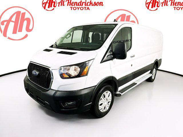 Photo of 2024 Oxford White Ford Transit-250