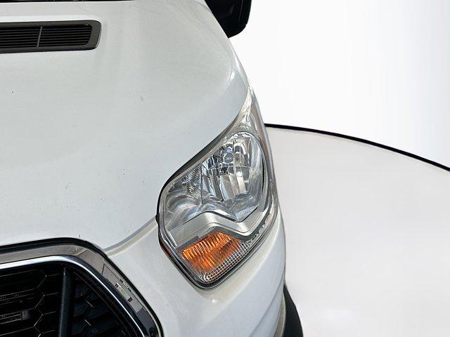 Photo of 2021 Oxford White Ford Transit-250