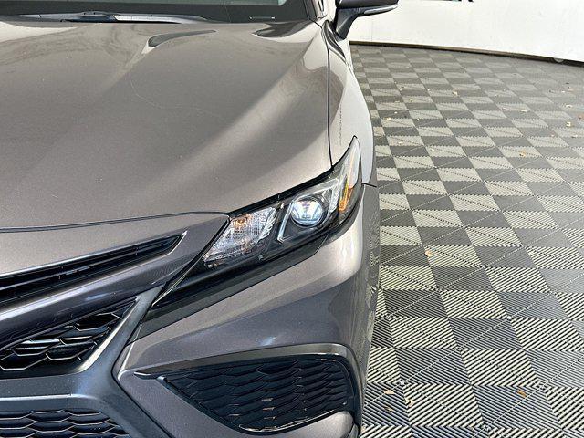 Photo of 2022 Predawn Gray Mica Toyota Camry