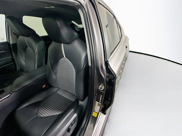 Photo of 2022 Predawn Gray Mica Toyota Camry