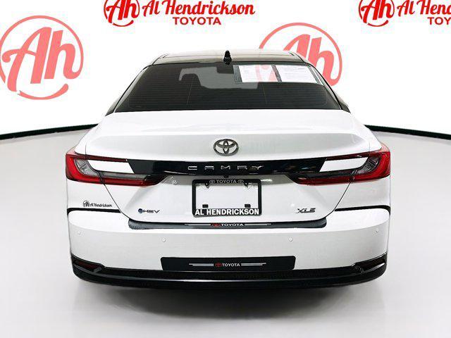 Photo of 2025 Pearl Toyota Camry