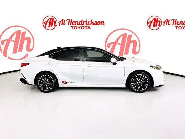 Photo of 2025 Pearl Toyota Camry