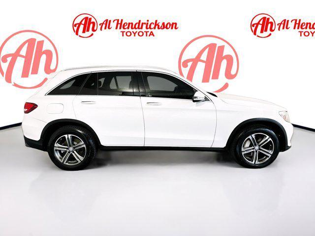Photo of 2017 White Mercedes-Benz GLC 300