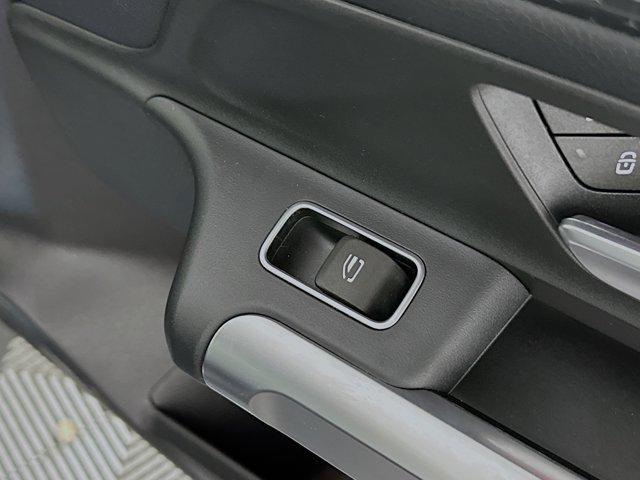 Photo of 2024 Night Black Mercedes-Benz EQB 300