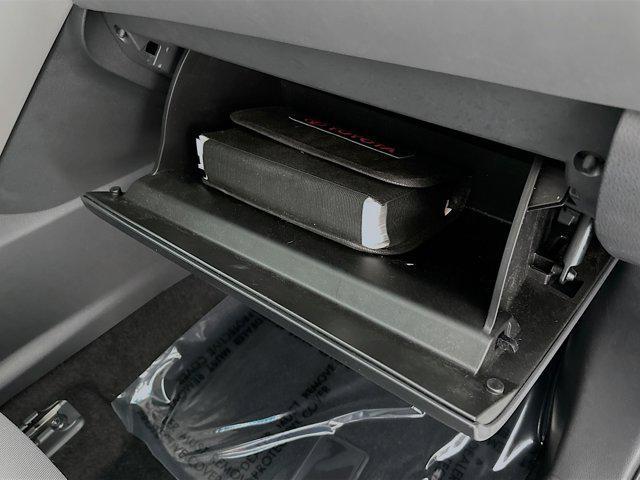 Photo of 2024 Pearl Toyota Venza