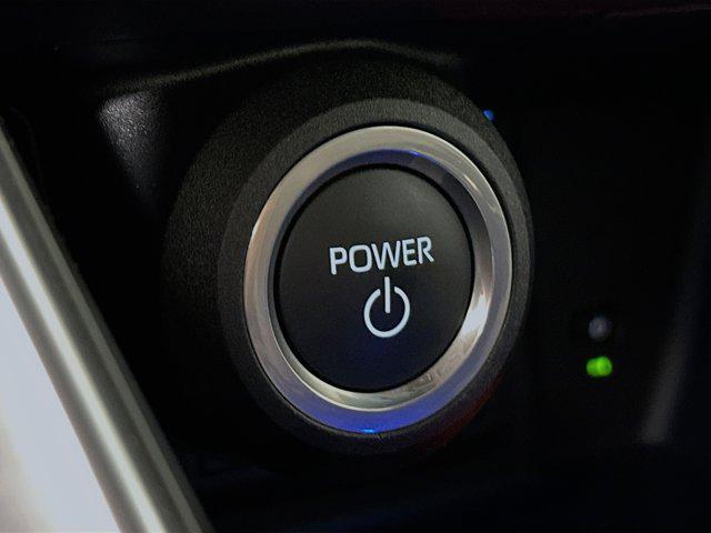 Photo of 2024 Pearl Toyota Venza
